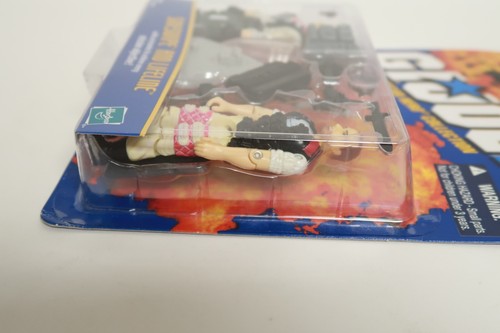 G.I. Joe Sideswipe and LIfeline Collector's Special Action Figures Hasbro 2 Pack - Picture 10 of 12
