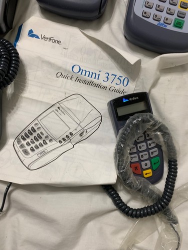 VERIFONE Omni 3750 Lot, 2- machines & instructions - Picture 2 of 7