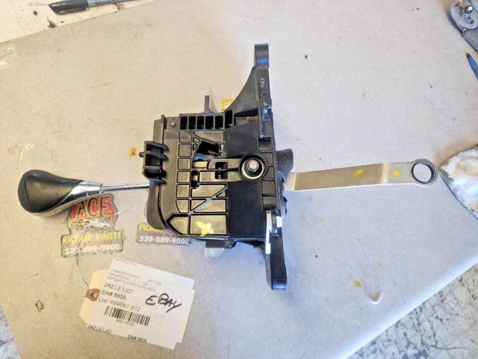 06-15 Lexus IS250 IS350 OEM Automatic Transmission Floor Shifter Stick Linkage Foto 3 de 4