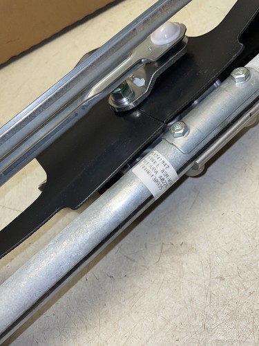 Windshield Wiper Motor Linkage Chevy Equinox 10-17 OE ACDelco 84241847 NOS D667 - Picture 6 of 9