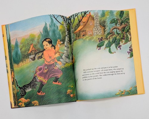 The Wise Woman and Her Secret by Eve Merriam art by Linda Graves 1991 - Picture 6 of 8