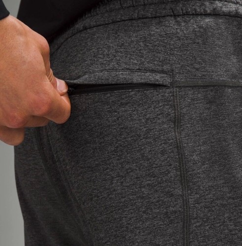 NWT Men’s Lululemon Soft Jersey Tapered Pant - MEDIUM - HEATHERED BLACK/GRAPHITE - Imagen 5 de 9