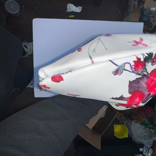 Bolso clutch/hombro ELLIOTT LUCCA estampado floral - Imagen 6 de 8
