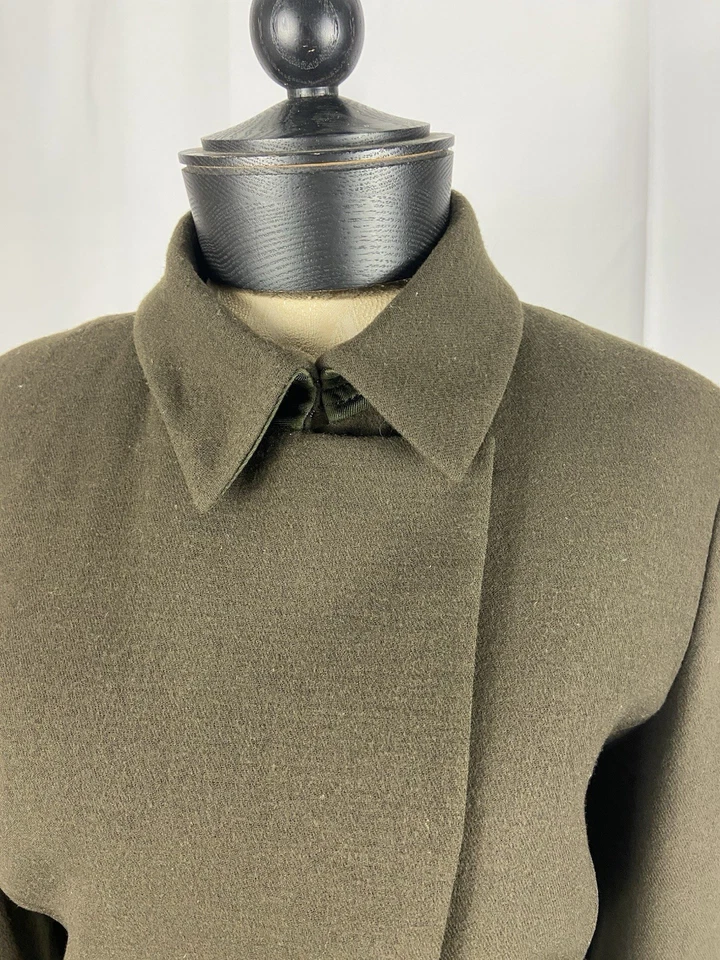 Donna Karan Size 12 Deconstructed Vintage Green 2 Piece Wool Blend Skirt Suit - Image 4 of 4