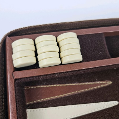 Vintage Brown Faux Leather Mini Travel Magnetic Backgammon Set Zip Up Case - Picture 4 of 19