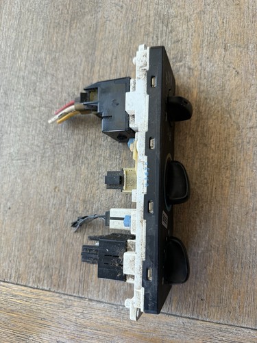 1999-2004 Ford F250 F350 SD A/C Heater Temperature Climate Control AC OEM - Picture 2 of 5