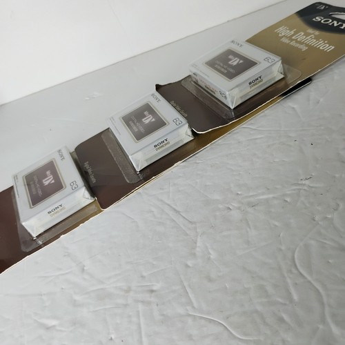 3 Sony Mini DV Digital Video Cassette Tape DVM63HD BRAND NEW Factory Sealed 73m - Picture 6 of 8