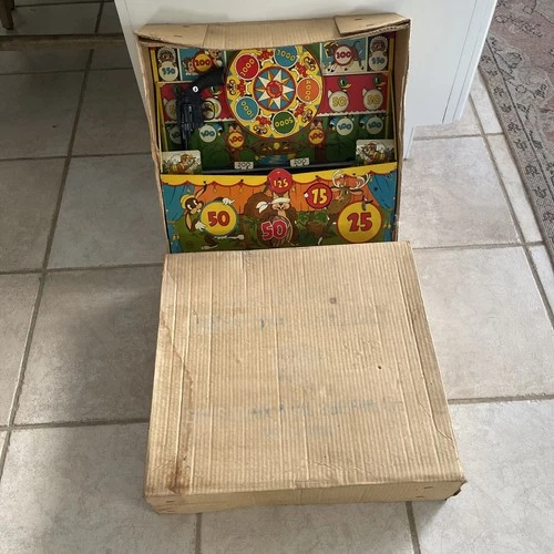 Vintage Louis Marx wind up tin dart gun mechanical shooting gallery Original Box