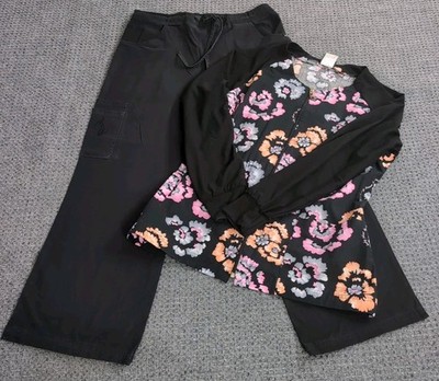 Baby Phat Women Scrub Top Long Sleeve Full Zip Floral Medium & Black Pants
