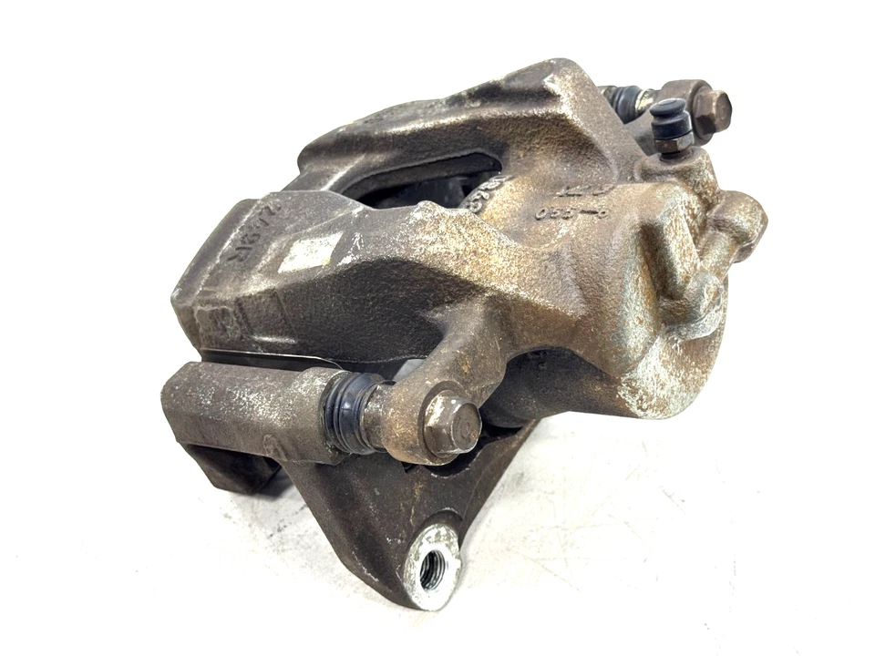 Pinza de freno del lado del pasajero delantero derecho Jeep Renegade 2015-2020 68267931aa OEM Foto 3 de 4