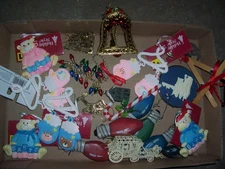 christmas ornaments lot   16+  ornaments  multiple assortments