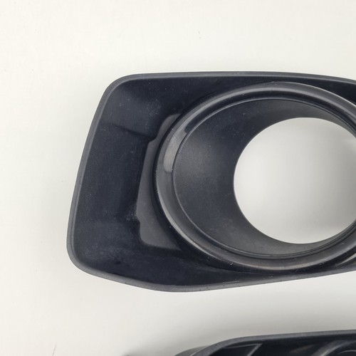 Ford Falcon FG Left Fog Light Surround Trim MK2 XR XR6 XR8 Series 2 Pair - Bild 2 von 12