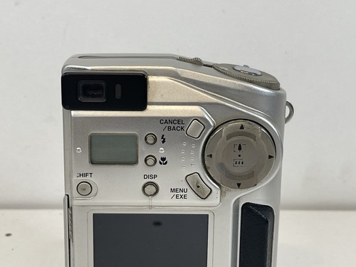 Fujifilm MX-1700 Zoom Silver Digital Camera 1.5 MP Untested Spares Repair - Picture 8 of 11