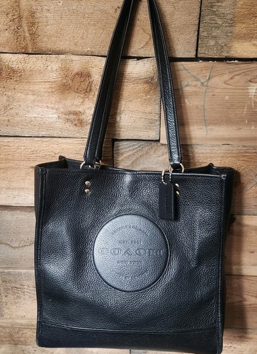 Coach C3078 Dempsey Tote With Logo Patch & Black Pebbled Leather Large - Bild 2 von 8