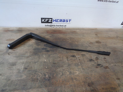 Audi A1 8X Wischerarm Vorne 8X1955407A 97547