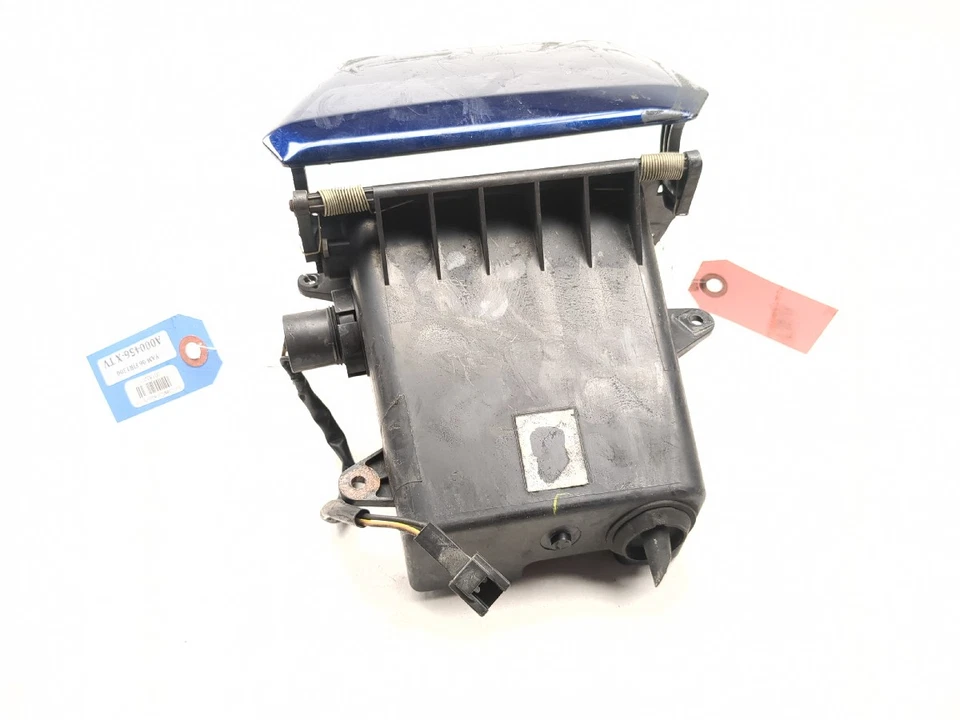 Передний левый внутренний контейнер для хранения 06–12 Yamaha FJR 1300 - Изображение 3 из 4