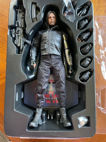 Hot Toys 1/6 MMS351 Captain America Civil War Winter Soldier Bucky Barnes Figure - Picture 5 of 8