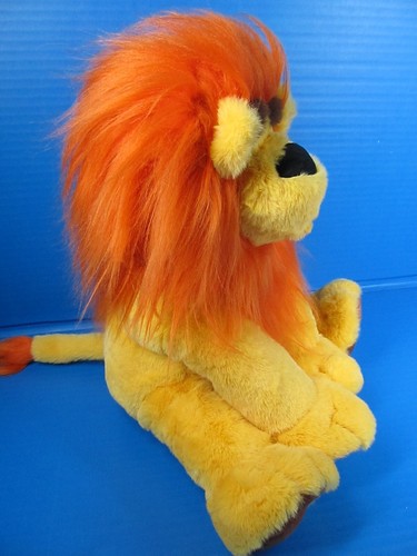 Peluche Gigglescape 12" Amarillo Naranja León - Imagen 3 de 9