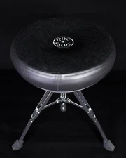 Roc-N-Soc Extended Base Round Throne - Black