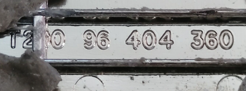 CHEVROLET BOWTIE GOLDEN EMBLEM T20 96 404 360 5" {5705) - Picture 9 of 9