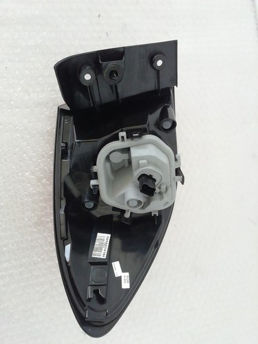 265509762R piloto trasero derecho para RENAULT CAPTUR ZEN 2013 143932 - Imagen 2 de 5
