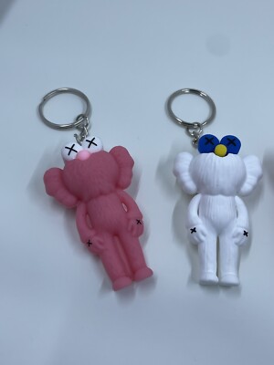 激レア!!A BATHING APE× kaws キーホルダー 2個セット 激レア!!A BATHING APE× kaws キーホルダー 2個セット - メルカリ