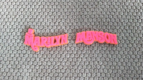 Marilyn Manson Logo Kitchen Magnet Rock n Roll Memorabilia Heavy Metal Smells - Picture 1 of 6