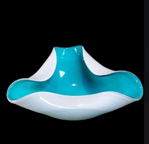 Vintage Cased Art Glass Tri Fold Pinched Bowl Turquoise White MCM Decor Ashtray - Picture 2 of 8