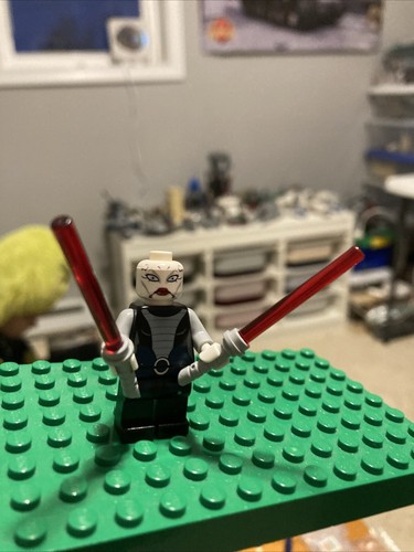 LEGO Star Wars The Clone Wars Asajj Ventress Minifigure sw0318 Set 7957 Sith Htf