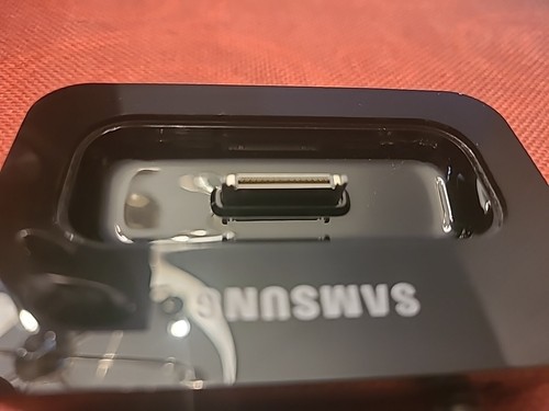 Samsung iPod Docking Station & Charging Cradle Accessory, Model AH96-00051 - Picture 7 of 7
