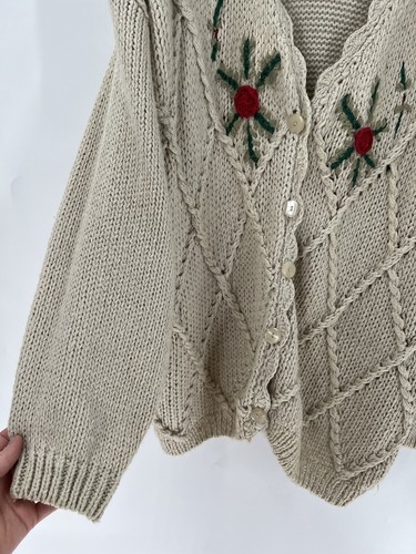 Diamond Hill Vintage Cardigan Sweater Womens 22 Beige Rose Embroidered V Neck - Picture 9 of 15