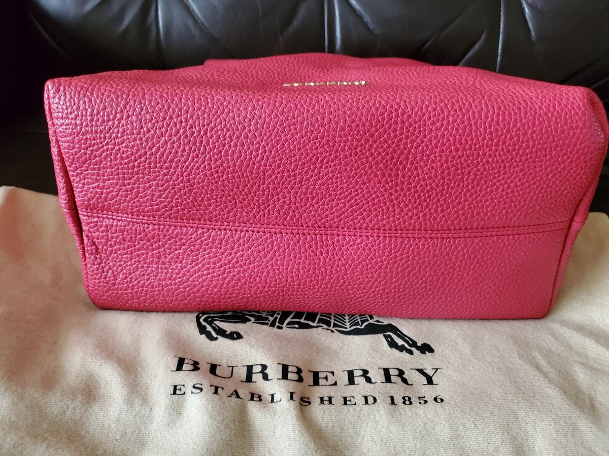 NWT Burberry London Grainy Leather Medium Cale Hobo - PINK