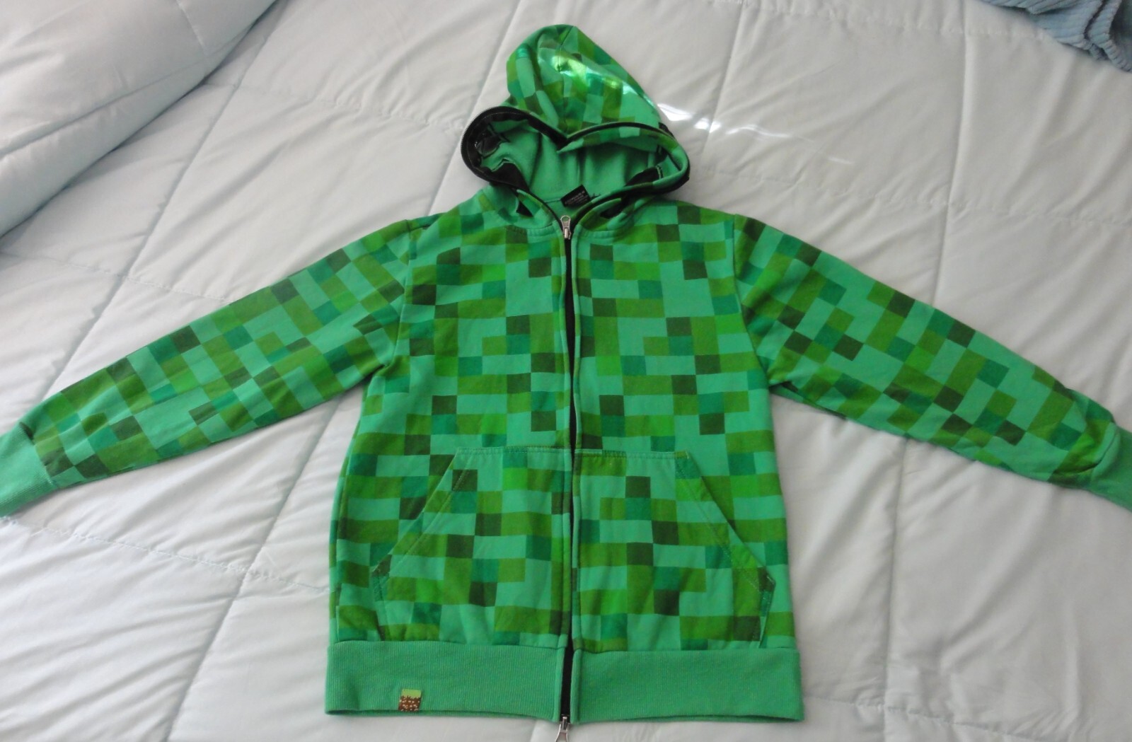 Picture 2 of 22