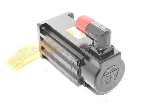 Servomotor de CA inversor Allen Bradley VPL-A0752E-PJ12AA - 0,88 HP - Imagen 4 de 7