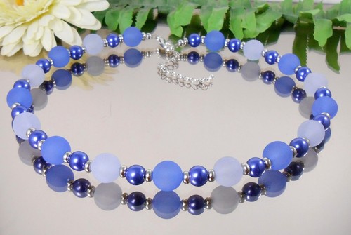 MODISCHES Collier / Halskette Blau - Hellblau Glas Perlen + Acryl - Bild 2 von 3