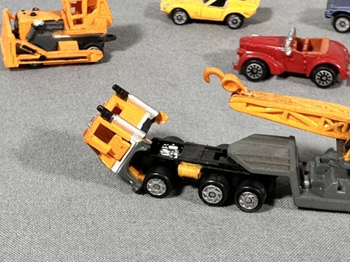 Vintage 'Micro Machines' LOT of 16 Vehicles Cars Trucks by GALOOB 1980s 1990s - Picture 4 of 24