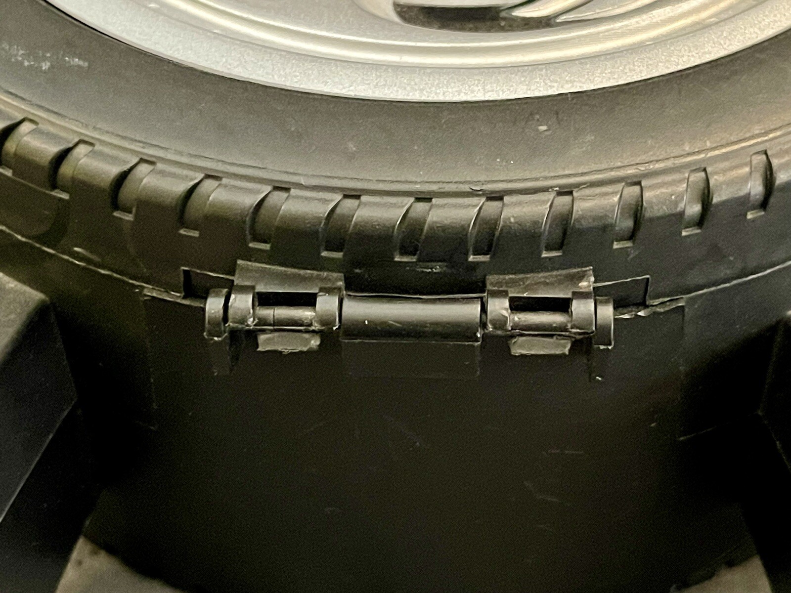 Picture 9 of 24