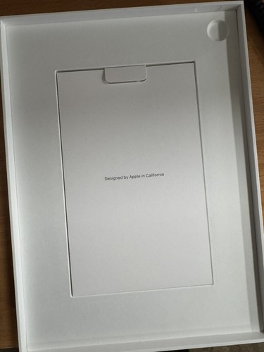 Apple iPad 10th Generation 64gb WiFi BOX ONLY SILVER -BOX ONLY - NO ACCESSORIES - Afbeelding 3 van 3