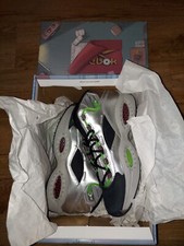 Reebok Question Mid Illumination's Minions Gru Lab x Iverson FW7548 Men Size 10