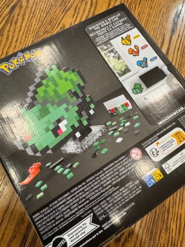 MEGABlocks Pokemon Bulbasaur Pixel 8-Bit Art Action Figure 400pz Nuovo - Foto 5 di 9