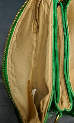 BOLSO BANDOLERA MICHAEL KORS VERDE AVESTRUZ ACABADO CUERO RELIEVE - CLUTCH - - Imagen 10 de 19
