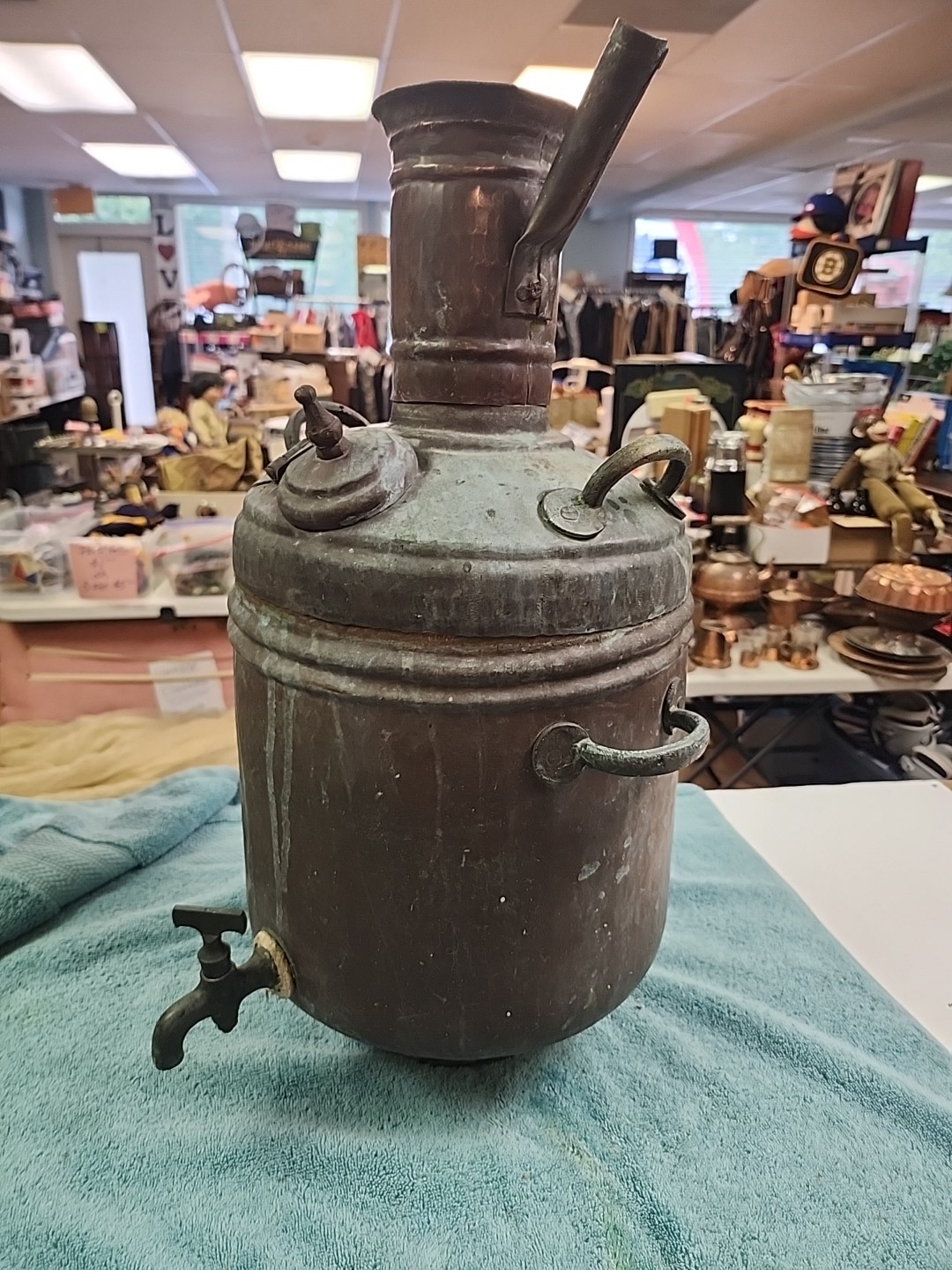Foto 1 di 24