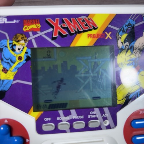 Tiger Electronics - X-Men: Project X Handheld Game 2020 Working Wolverine - Picture 3 of 9