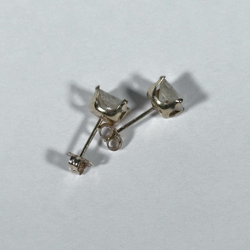 1.0 ct Princess Cut Stud Earrings in Solid 14k Real yellow Gold Vintage - Picture 9 of 10