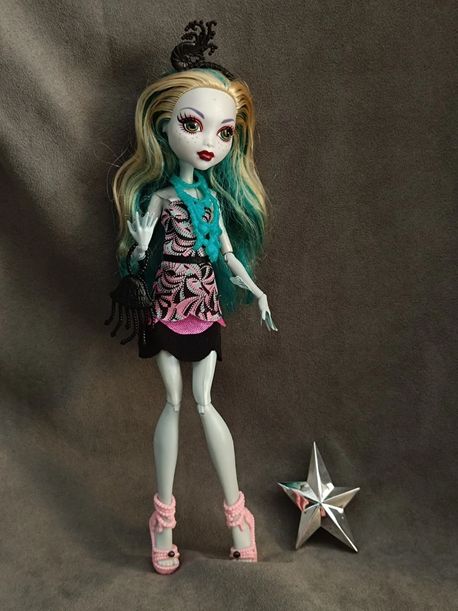 MONSTER HIGH G1 - Muñeca LAGOONA BLUE serie CINE "BLACK CARPET y peine estrella