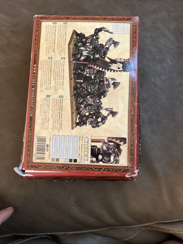 WARHAMMER - Orcs noirs, plastique Games Workshop Citadelle COMPLET épuisé - Photo 2/4