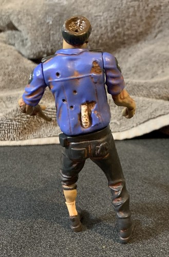 1998 capcom toybiz RESIDENT EVIL figure ZOMBIE COP - Picture 2 of 2