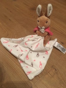 peter rabbit comforter pink