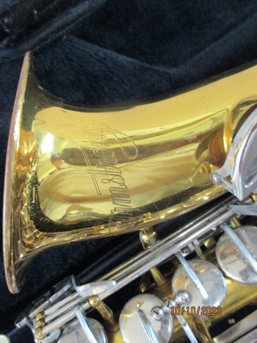 Armstrong brand Alto Saxophone with case and mouthpiece. Made in USA - Picture 6 of 7