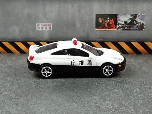 REAL-X / 1:72 Toyota Celica Patrol Car. - Picture 2 of 6